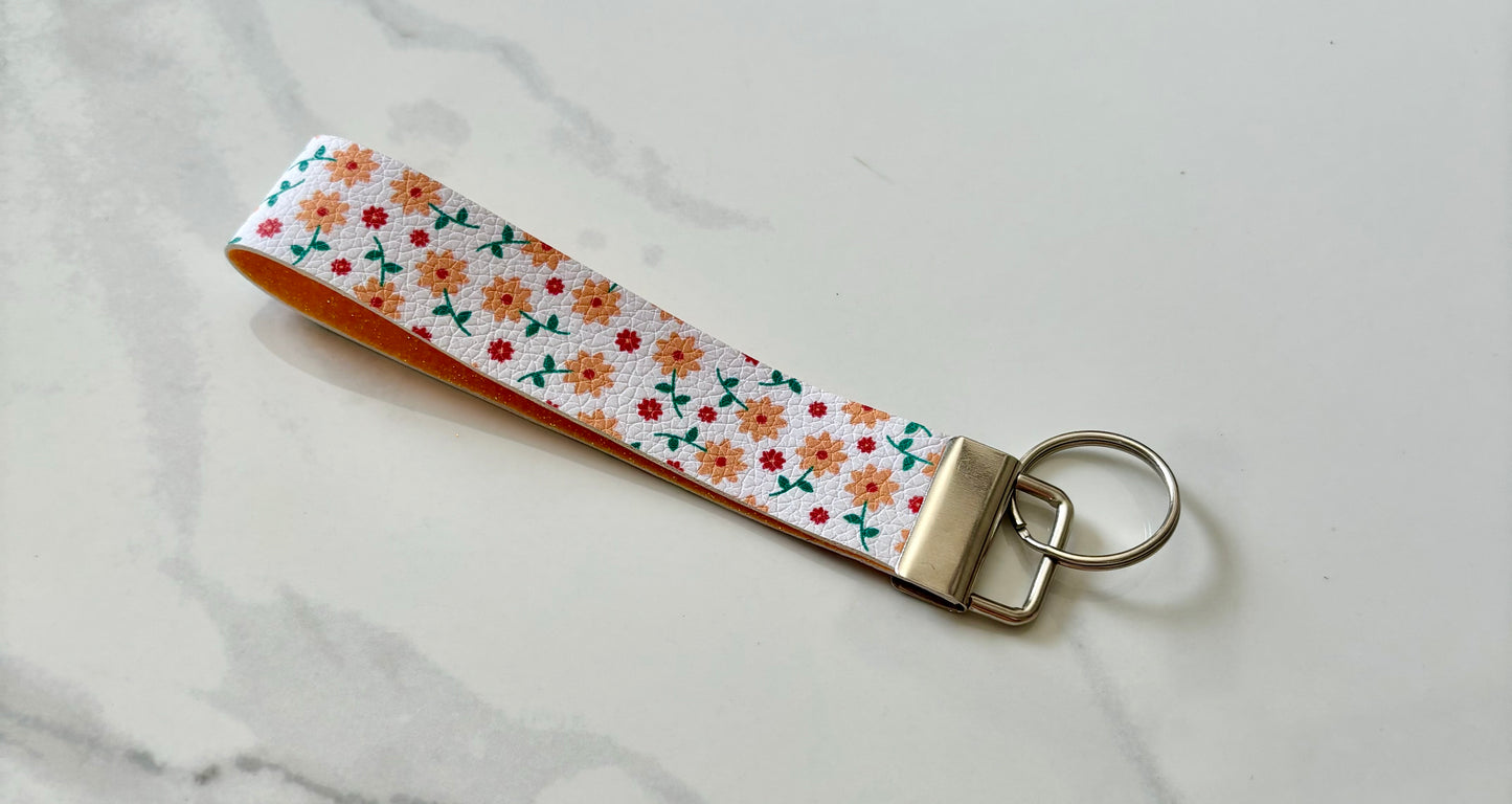 Handmade Wristlet Spring Daisy